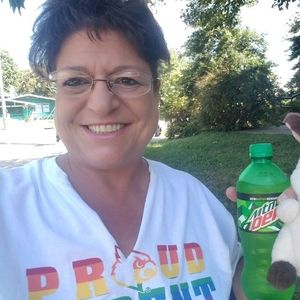 Meet your Posher, Lee